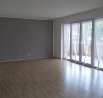 Erdgeschoss Wohnung mit barrierefreiem Zugang und schönem großen - Babenhausen