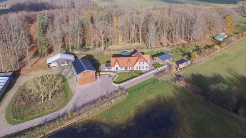 Foto - 5 Zimmer Doppelhaushälfte zur Miete in Rabenkirchen-Faulück