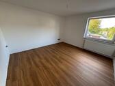 Foto - Frisch sanierte 1 Zimmer Eigentumswohnung in zentraler Lage