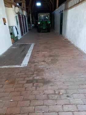 Foto - Große Garage - 40,00&nbsp;EUR Miete,