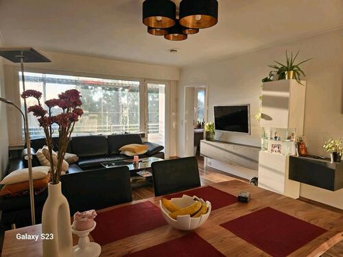 Foto - Lichtdurchflutete 2,5-Zimmer-Wohnung mit Balkon & Tiefgarage