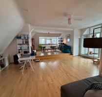 Großzügige, helle Maisonettewohnung in Heiligenwald - Schiffweiler