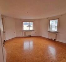 3 WG Zimmer in 4er WG frei - 540,00&nbsp;EUR Kaltmiete, ca.&nbsp; 105,00&nbsp;m&sup2; in Stuttgart (PLZ: 70327) Luginsland