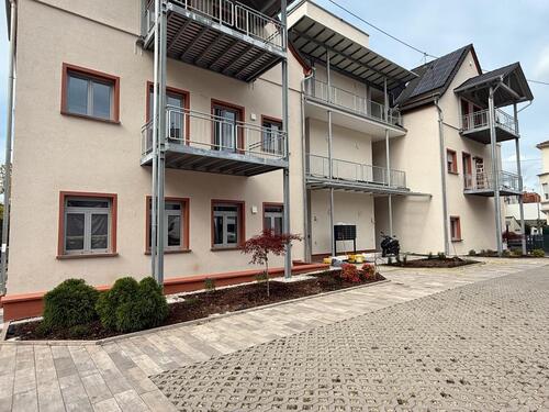 Foto - 2ZKB mit Hausmeisteraufgaben in 66130 Sbr., barrierefrei