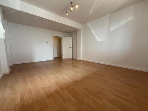 Foto - Erdgeschoss: Vermietete 3-Zi.-Wohnung mit Terrasse