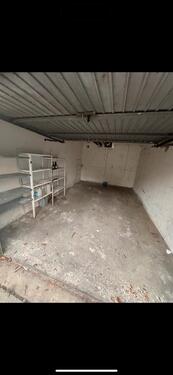 Foto - Garage mit Stellplatz vorne Aachener str
