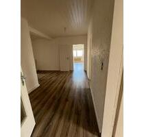In Kürze:Top renovierte 140qm Wohnung;4Zimmer,Küche,Bad - Oerlinghausen