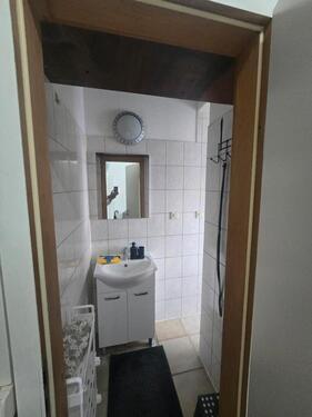 Foto - Kleine Einzimmer Wohnung in Nied S-Bahn nähe zu vermieten