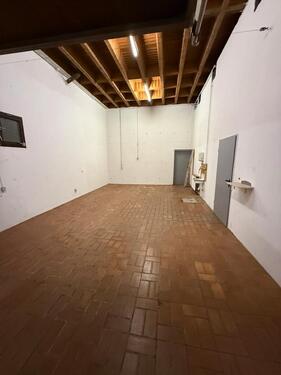 Foto - Gewerbehalle zu Vermieten - 680,00&nbsp;EUR Kaltmiete, ca.&nbsp; 65,00&nbsp;m&sup2;