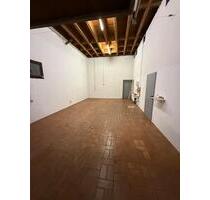 Gewerbehalle zu Vermieten - 680,00&nbsp;EUR Kaltmiete, ca.&nbsp; 65,00&nbsp;m&sup2; in Eutingen im Gäu (PLZ: 72184)