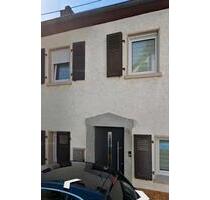 Kleines renoviertes Reihenhaus zu vermieten - Riegelsberg