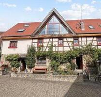 Wohn- und Ferienhaus mit Gastwirtschaft – ideal für Eigennutzung - Randersacker