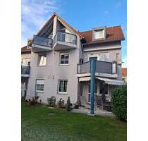 2 Zimmer DG-Wohnung mit Loggia und Balkon in Schwabach Forsthof
