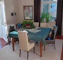 Großzügige 5-Zimmer - Wohnung in Gründerjahrevilla in Arnstadt