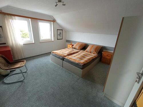 Foto - 1 Zimmer mit extra Wohnküche und WC