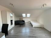 Foto - 1 Zimmer Dachgeschoßwohnung zum Kaufen in Höchberg