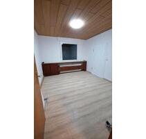 2 ZKB Wohnung mit Balkon - 400,00 EUR Kaltmiete, in Porta Westfalica (PLZ: 32457)