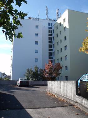 Foto - Abstellplatz auf Parkdeck in Darmstadt-Wixhausen