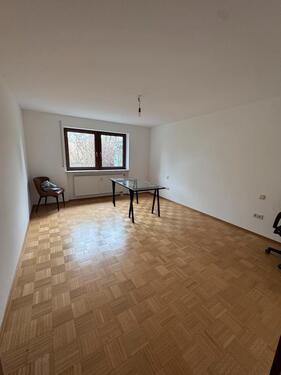 Foto - 3 Zimmer Erdgeschoßwohnung zur Miete in Regensburg