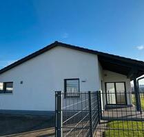 Bürogebäude mieten - 1.000,00&nbsp;EUR Kaltmiete, ca.&nbsp; 98,00&nbsp;m&sup2; in Oettingen in Bayern (PLZ: 86732)