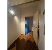 ! Raguhn - gemütliche - 2 Raum - Wohnung m. EBK !AB SOFORT! M15 - Raguhn-Jeßnitz