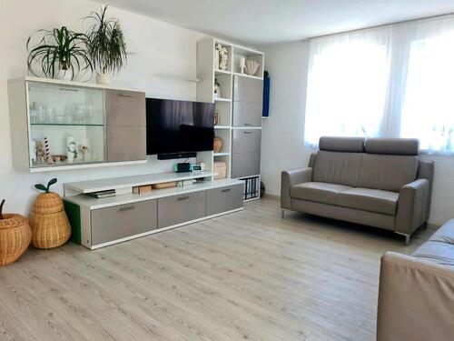 Foto - Neuwertige 3-Zimmer-Erdgeschosswohnung mit schönem Garten