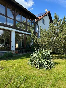 Foto - Chemnitz - Möblierte Zimmer mit Bad in einem ehemaligen Hotel