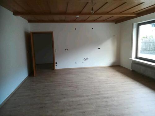 Foto - 1 Zimmer Erdgeschoßwohnung zur Miete in Niederviehbach