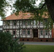 Mehrparteienhaus, größeres Wohnhaus in 37586 Dassel zu verkaufen