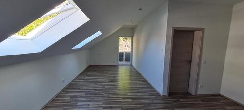Foto - Gehobene 2-Zi-Wohnung,Dachgeschoss,Tiefenbach (Östringen), Balkon