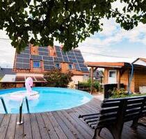 Freistehendes EFH mit Pool & PV-Anlage in ruhiger Sackgasse - Heusweiler