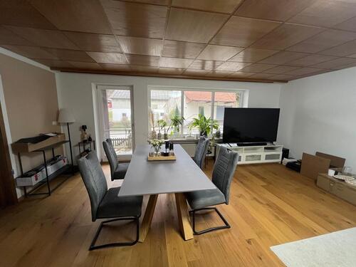 Foto - Schöne weitläufige Erdgeschoss Wohnung