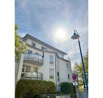 Helle 2-Zimmer Wohnung; Balkon & Aufzug; am Freudenberger Schloss - Wiesbaden Schierstein