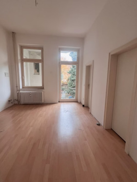 Foto - Ab sofort: Zentrale 2-Zimmer-Wohnung mit Balkon