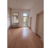 Ab sofort: Zentrale 2-Zimmer-Wohnung mit Balkon - Krefeld