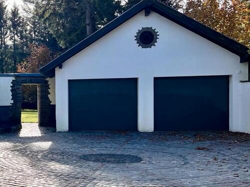 Foto - Garagenstellplatz zur Überwinterung oder Langzeitmiete.
