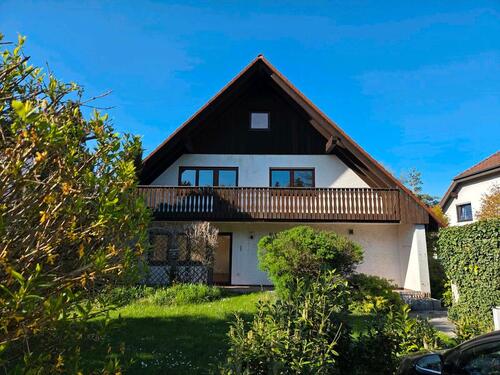 Foto - Erdgeschosswohnung am Ortsrand von Dechsendorf mit großer Terasse