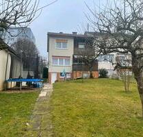 Doppelhaushälfte mit 2 Garagen in super Lage - Amberg