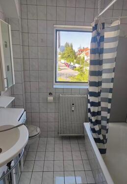 Foto - Ein möbliertes Zimmer in einer 4-Zimmer-Wohnung