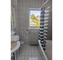 Ein möbliertes Zimmer in einer 4-Zimmer-Wohnung - München Feldmoching-Hasenbergl