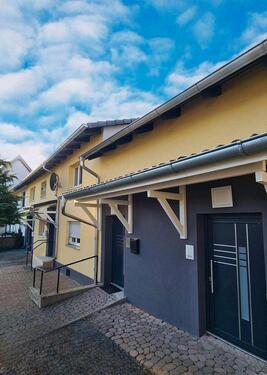 Foto - Mehrfamilienhaus mit Entwicklungspotenzial