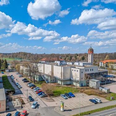 Foto - Mit dem Aufzug ins Wohnglück - 474,00 EUR Kaltmiete,