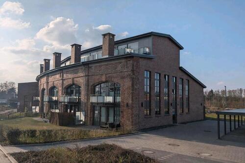 Foto - Traum-Penthouse mit Top-Anbindung nach Hamburg – Aufzug & Carport