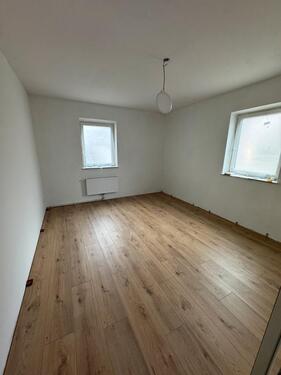 Foto - WG Zimmer Reichertshausen Zug ca. 25 Minuten München