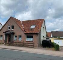 Haus mit 2 Wohnungen und großem Grundstück - Rinteln