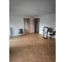 Helle Wohnung in Köln-Zollstock, frisch renoviert - Hürth Helle Wohnung in Köln-Zollstock, frisch renoviert - Hürth