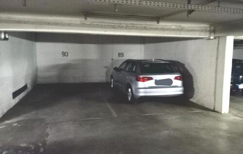 Foto - Tiefgaragen Stellplatz - 70,00 EUR Miete,