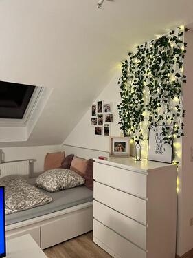 Foto - 1 Zimmer Dachgeschoßwohnung zur Miete in Lohfelden