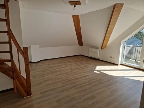 Foto - Dachgeschosswohnung - 330,00&nbsp;EUR Kaltmiete, ca.&nbsp; 50,00&nbsp;m&sup2;