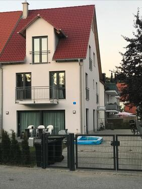 Foto - Haus zu vermieten - 1.950,00&nbsp;EUR Kaltmiete, ca.&nbsp; 181,00&nbsp;m&sup2;